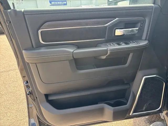 2026 Ram 3500 Laramie Mega Cab 4x4 6'4" Box