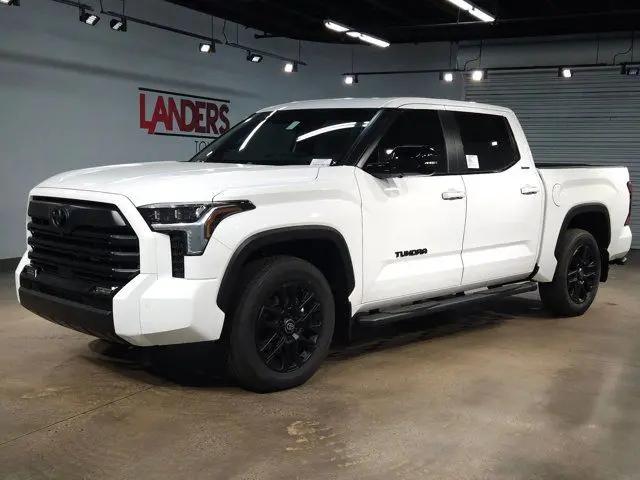 2026 Toyota Tundra Limited CrewMax 5.5' Bed
