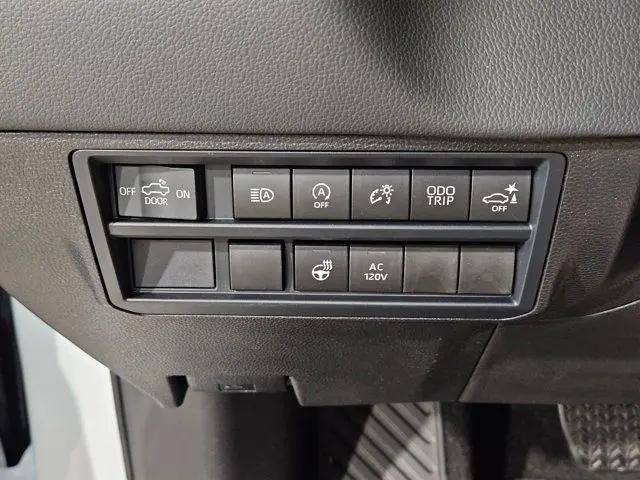 2026 Toyota Tundra Limited CrewMax 5.5' Bed