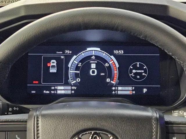 2026 Toyota Tundra Limited CrewMax 5.5' Bed