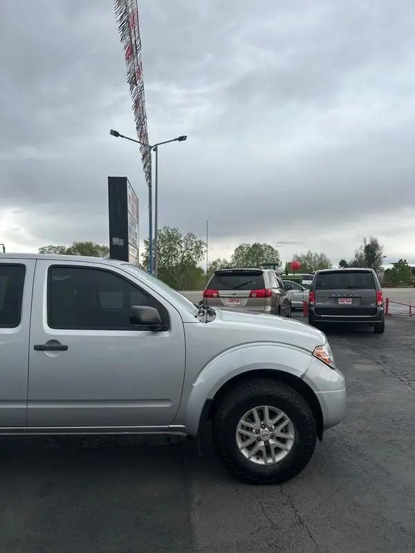 2020 Nissan Frontier Crew Cab SV 4x4