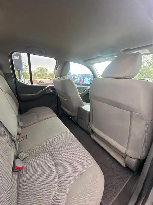 2020 Nissan Frontier Crew Cab SV 4x4