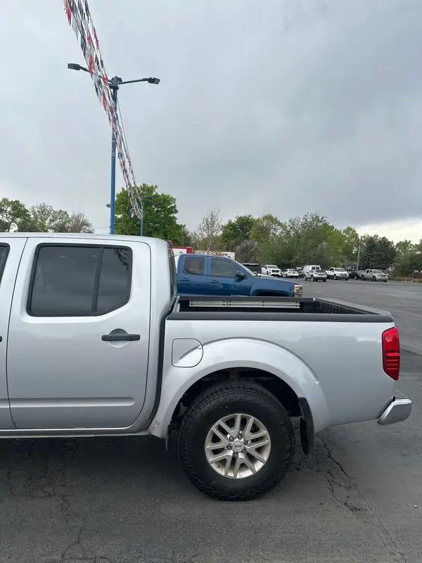 2020 Nissan Frontier Crew Cab SV 4x4