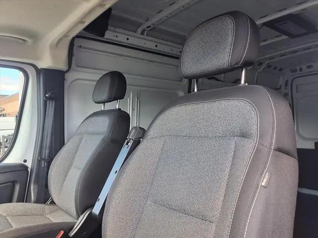 2025 Ram ProMaster 2500 Cargo Van Tradesman High Roof 159" WB w/Pass Seat