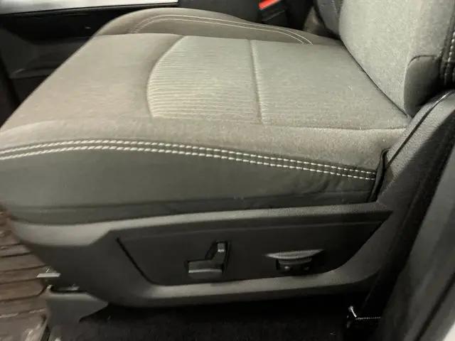 2024 Ram 1500 Classic Warlock Quad Cab 4x4 6'4" Box