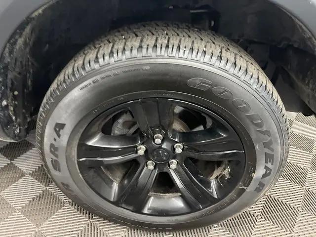 2024 Ram 1500 Classic Warlock Quad Cab 4x4 6'4" Box