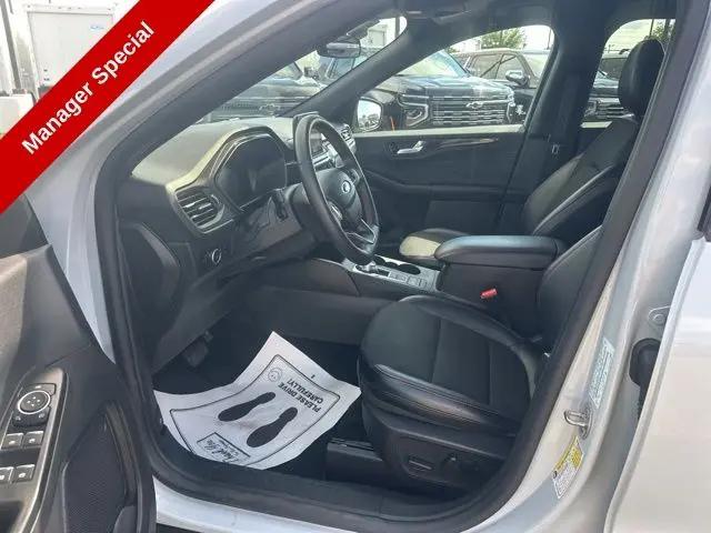 2025 Ford Escape ST-Line Select