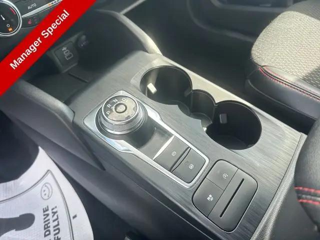 2025 Ford Escape ST-Line Select