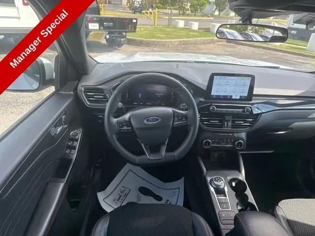 2025 Ford Escape ST-Line Select