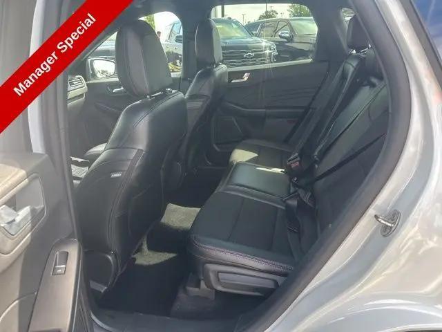 2025 Ford Escape ST-Line Select