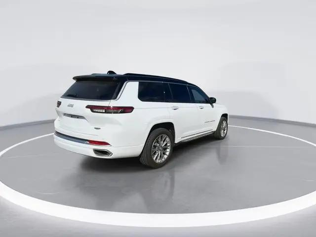 2025 Jeep Grand Cherokee L Summit 4x4