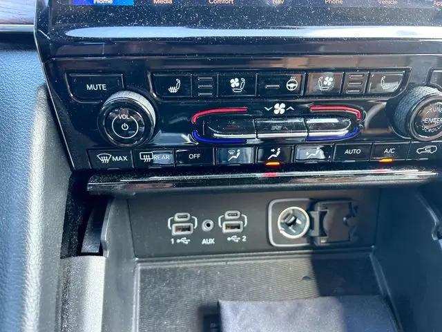 2025 Jeep Grand Cherokee L Summit 4x4