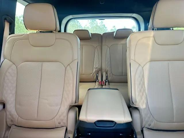 2025 Jeep Grand Cherokee L Summit 4x4