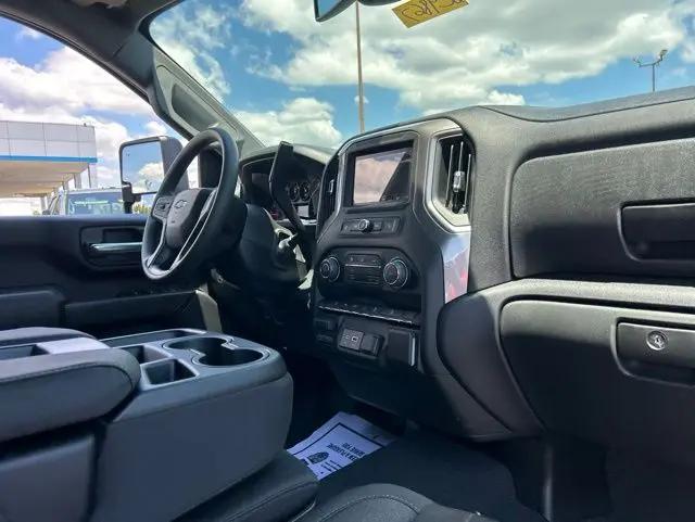 2026 Chevrolet Silverado 2500HD Crew Cab, Standard Bed, WT, 4WD
