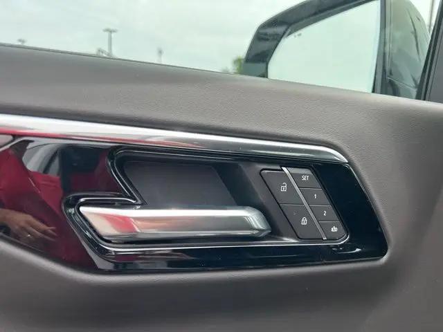 2026 Chevrolet Tahoe 4WD LT