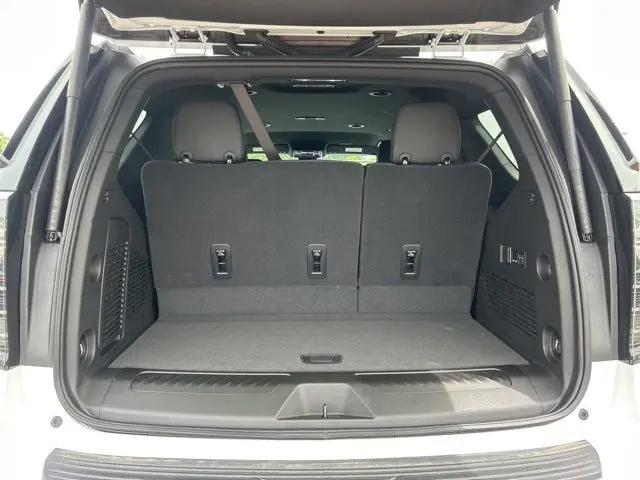 2026 Chevrolet Tahoe 4WD LT