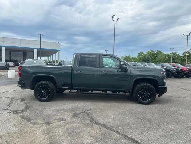 2026 Chevrolet Silverado 2500HD Crew Cab, Standard Bed, LT, 4WD