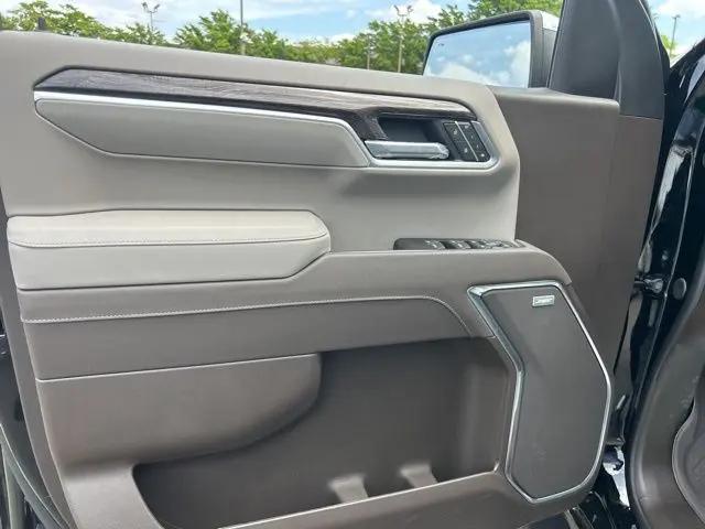 2026 Chevrolet Silverado 1500 4WD Crew Cab Short Bed LTZ