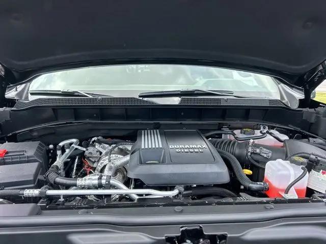 2026 Chevrolet Silverado 1500 4WD Crew Cab Short Bed LTZ