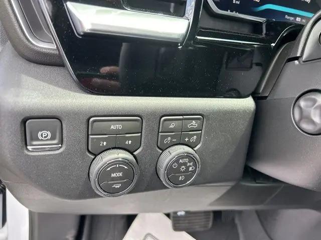 2026 Chevrolet Silverado 1500 4WD Crew Cab Short Bed LTZ