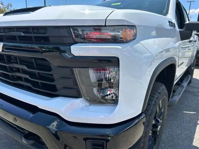 2026 Chevrolet Silverado 2500HD Crew Cab, Standard Bed, WT, 4WD