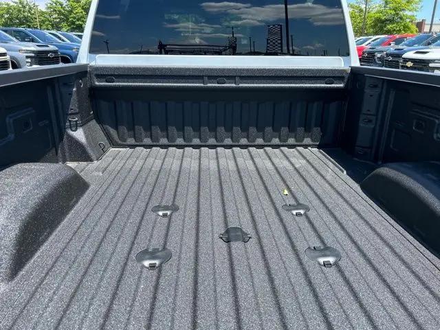 2026 Chevrolet Silverado 2500HD Crew Cab, Standard Bed, WT, 4WD
