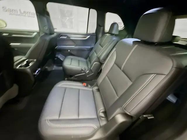 2026 GMC Acadia Elevation AWD