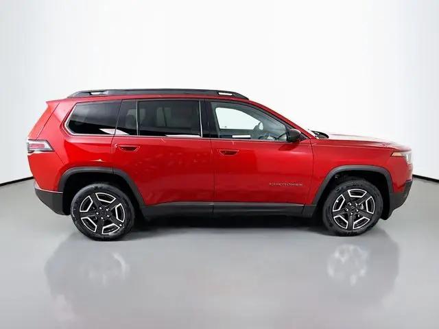 2026 Jeep Cherokee Laredo 4x4