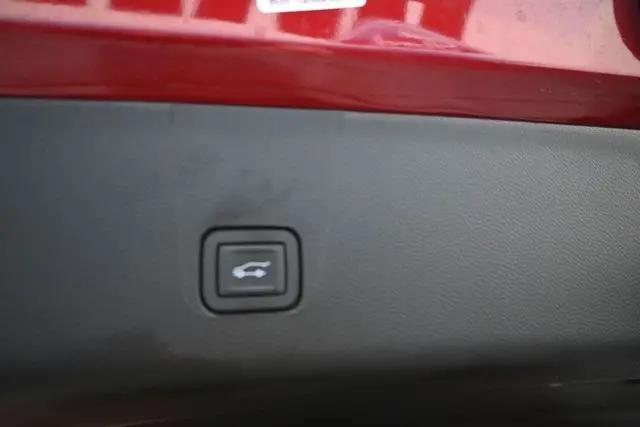 2023 Chevrolet Traverse FWD LT Cloth