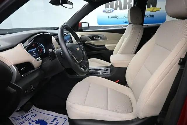 2023 Chevrolet Traverse FWD LT Cloth