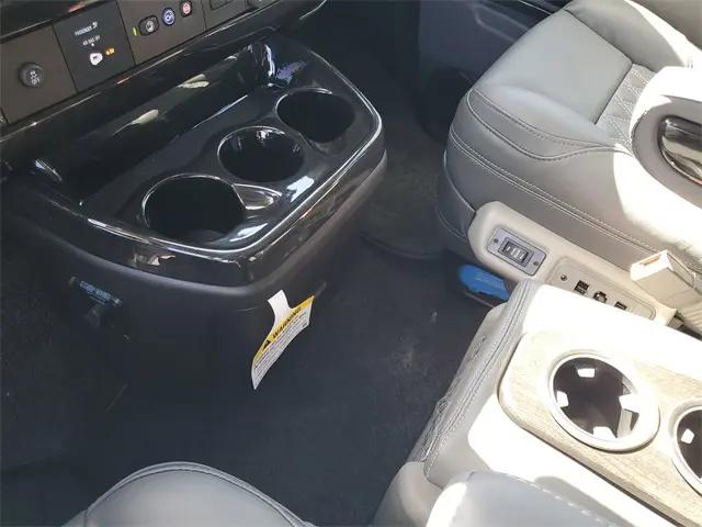 2025 GMC Savana Cargo RWD 2500 Extended Wheelbase Work Van