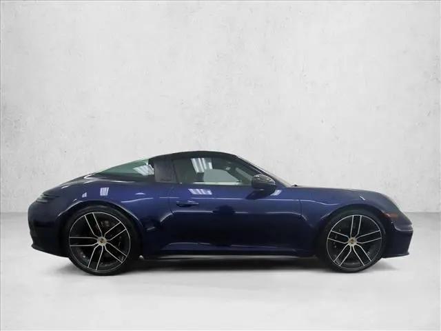 2025 Porsche 911 Targa 4 GTS