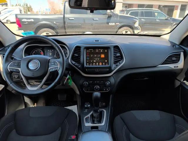 2016 Jeep Cherokee Latitude