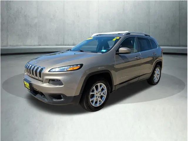 2016 Jeep Cherokee Latitude for sale in Somersworth, NH