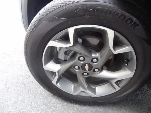 2025 Chevrolet Trax FWD LT