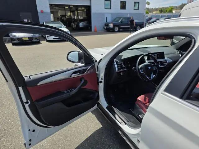 2023 BMW X3 sDrive30i