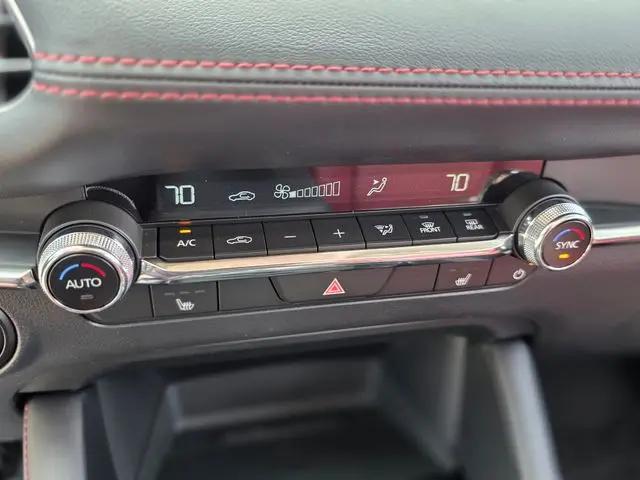 2026 Mazda Mazda3 2.5 S Carbon Edition
