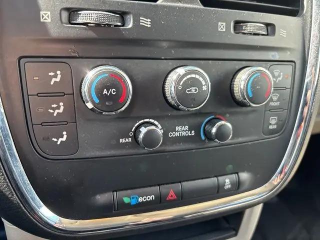 2013 Dodge Grand Caravan SE