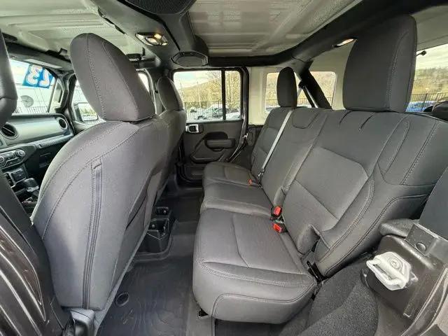 2023 Jeep Wrangler 4-Door Willys 4x4