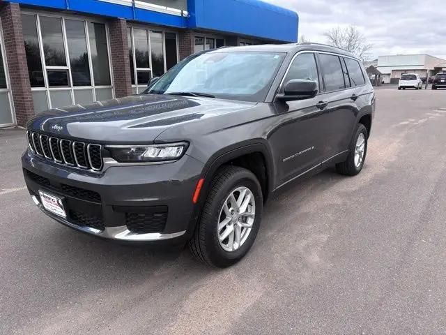 2023 Jeep Grand Cherokee L Laredo 4x4