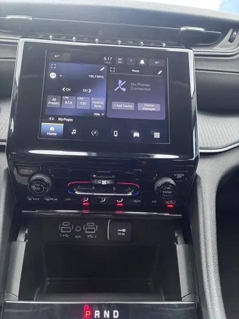 2023 Jeep Grand Cherokee L Laredo 4x4