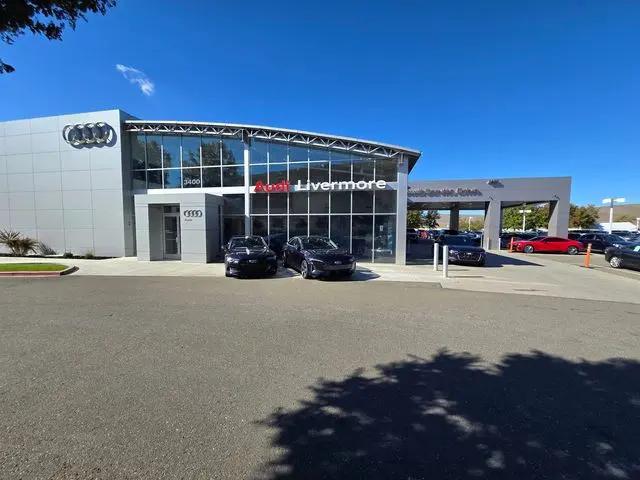 2026 Jaguar F-PACE R-Dynamic S P250 AWD Automatic