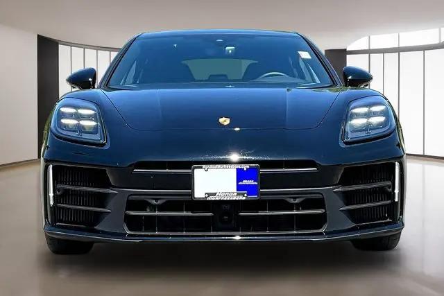 2025 Porsche Panamera 4