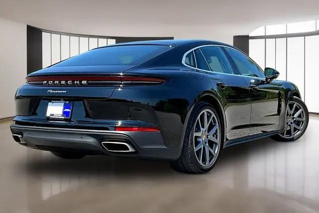 2025 Porsche Panamera 4