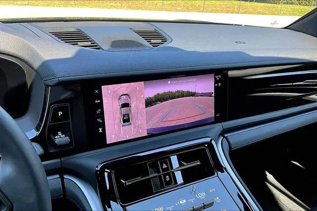 2025 Porsche Panamera 4