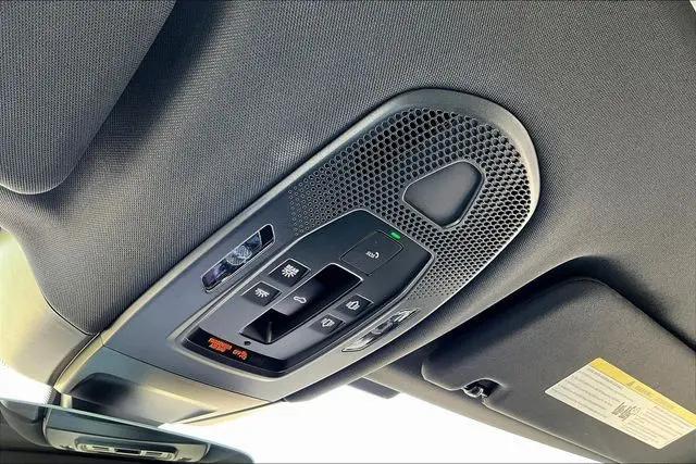 2025 Porsche Panamera 4