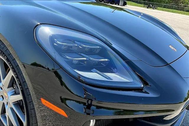 2025 Porsche Panamera 4