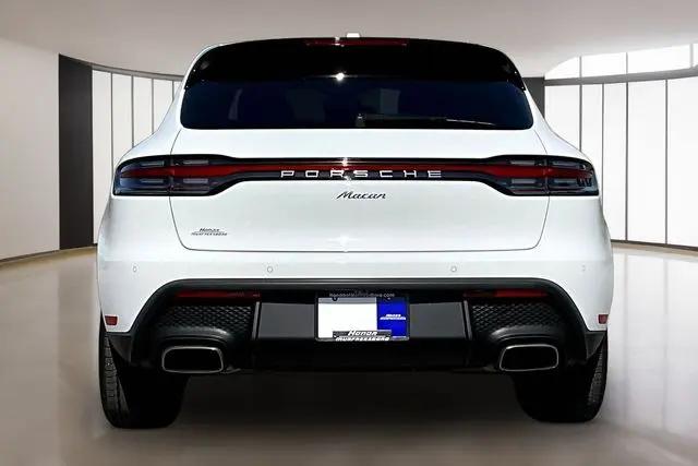 2026 Porsche Macan Macan