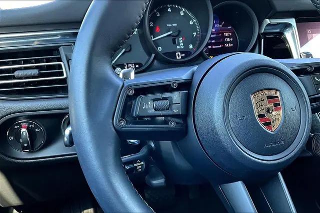 2026 Porsche Macan Macan