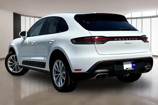2026 Porsche Macan Macan